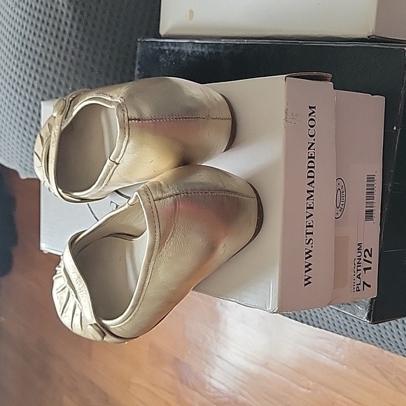 Steve madden miraa platinum size 7.5 - Picture 4 of 6